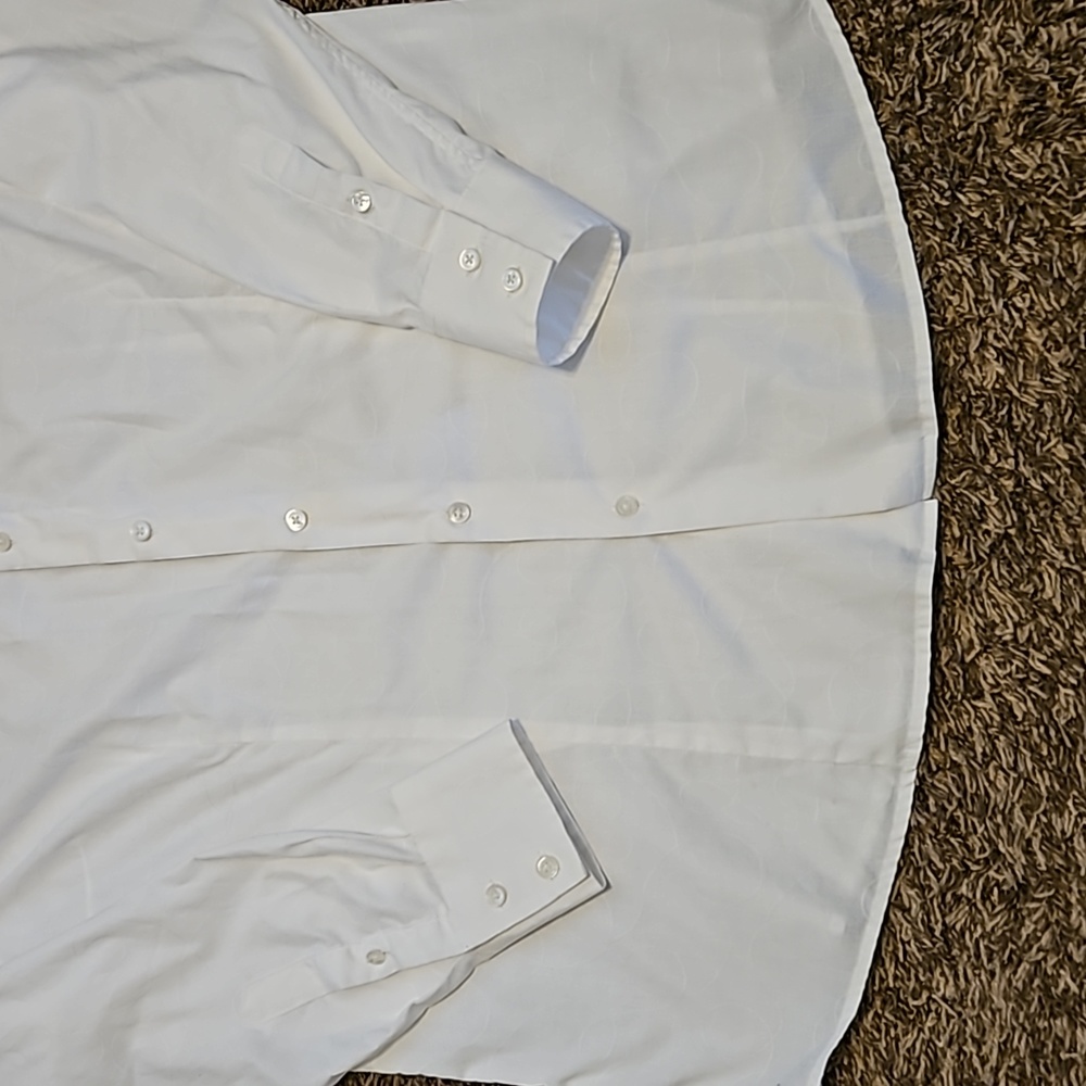 Craig Taylor Button Up - Picture 2 of 7